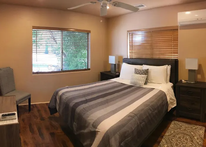 Mountain View Apartment, Residential Area, Private Entrance